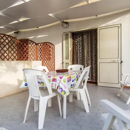 Appartement In Riva Al Mare Rosso *